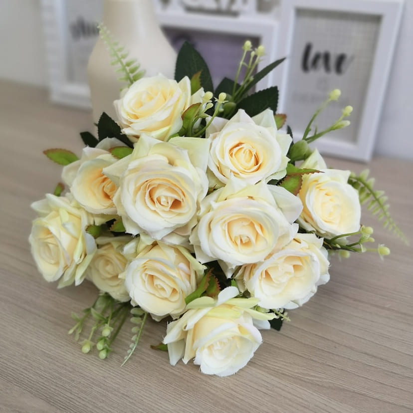 Искусственные цветы в Чебоксарах | Цветы искусственные «Розы острые», молочно-персиковые, букет